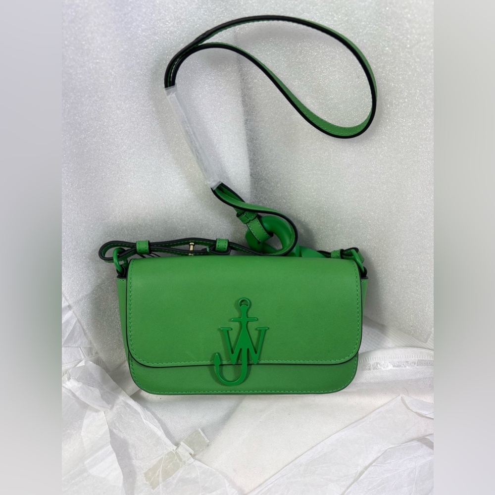 JW Anderson Sm Tinal Chain Baguette Bag. Green.